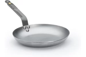 de Buyer MINERAL B Carbon Steel Omelette Pan - 9.5” - Naturally Nonstick - Made in France