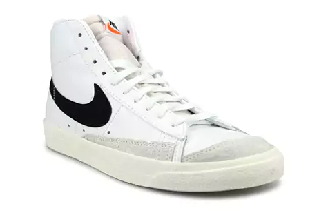 NIKE Women's Blazer Mid '77 Basketball Shoe